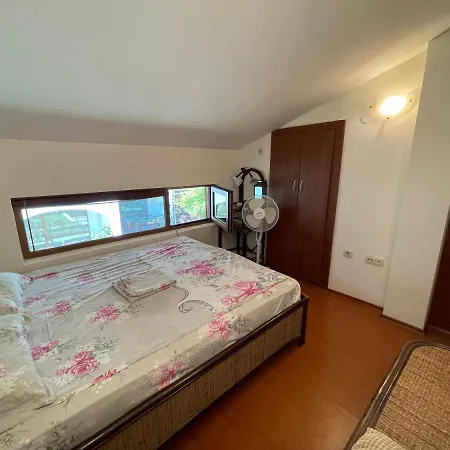 Appartamento White Coast 8 Meters To The Sea