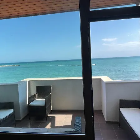 Appartamento White Coast 8 Meters To The Sea *