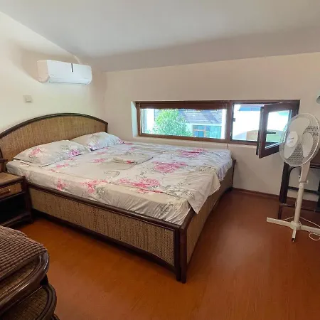 Appartamento White Coast 8 Meters To The Sea