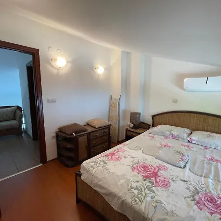 White Coast 8 Meters To The Sea * Kavarna